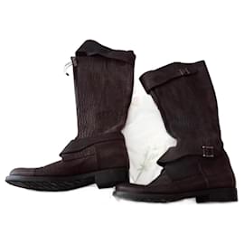 Botas Salvatore Ferragamo de couro marrom escuro