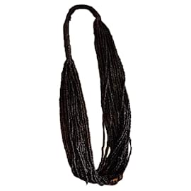 Collana di perle marrone scuro inconnue