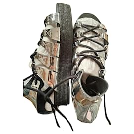 Sandali Alexander McQueen Neri Argentati