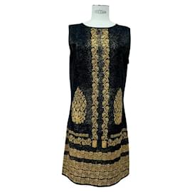 Chanel noir / Robe en maille de coton sans manches métallisée dorée FR 40 US 8 UK 12