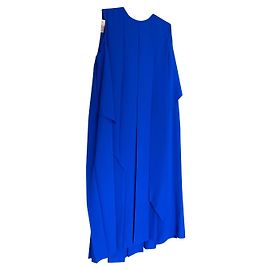 Vestido plissado azul royal Cos