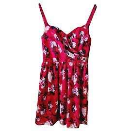 Vestido palabra de honor floral rojo The Kooples