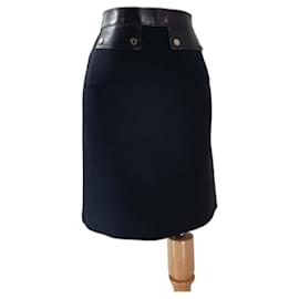 Falda Gucci de lana negra