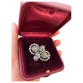 Autre Marque Spilla con diamanti taglio rosa in oro bianco e argento