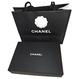 Chanel Box Schwarz