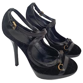 Sandali Dior in scamosciato nero