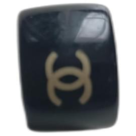 Chanel Camellia Kunststoffring schwarz