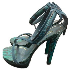 Sandales Gucci en cuir exotique vert