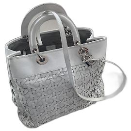 Borsa a mano Lady Dior Avenue Dior in pelle bianca intrecciata