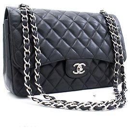 CHANEL Bolso de hombro grande con cadena en piel de becerro granulada con solapa SV Classic