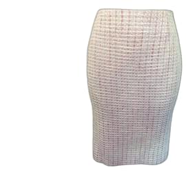 Falda lápiz Escada de mezcla de algodón y tweed en blanco y rosa, aprox. Reino Unido 10