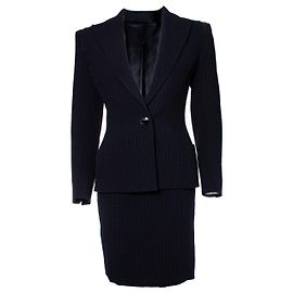 Gianni Versace Couture, Nadelstreifenanzug
