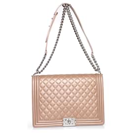 Chanel, Borsa da ragazzo grande in pelle metallizzata