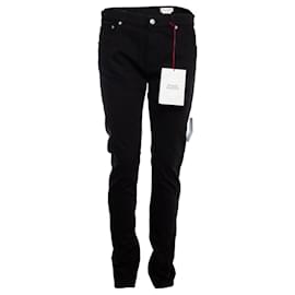Alexander McQueen, Jeans negros
