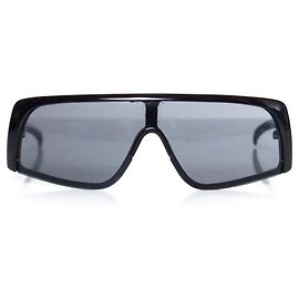 Gucci, Gafas de sol futuristas negras.