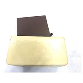Louis Vuitton Zippy Patent Beige - SP2132