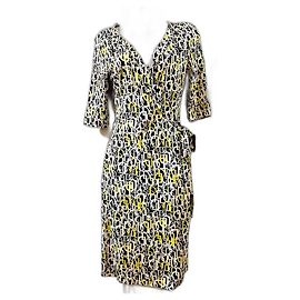 Diane Von Furstenberg Vestido cruzado de seda con estampado de monograma Jevina vintage de DvF