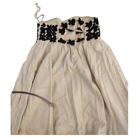 Vestido Tibi de lino negro y beige