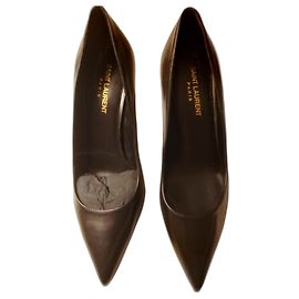 Décolleté Saint Laurent in vitello Seta nero