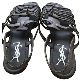 Sandales spartiates Tribute Yves Saint Laurent en cuir marron foncé