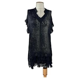 Munthe Plus Simonsen Schwarzes transparentes Seidenkleid