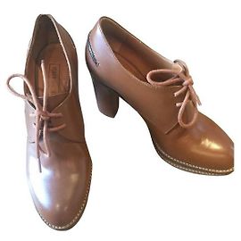 Zapatos Derby de plataforma Véronique Branquinho cuero camel