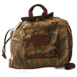Autre Marque Alviero Martini Rucksack aus Leder Camel
