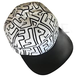 CAPPELLO DA BASEBALL FENDI - CAPSULE COLLEZIONE LIMITATA JOSHUA VIDES CALIFORNIA SKY