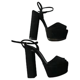 Gucci Plateau-Absatz Schuhe aus schwarzem Wildleder