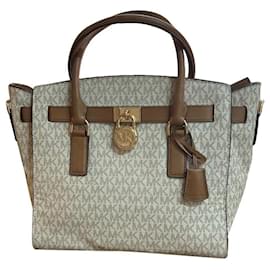 Borsa Michael Kors Hamilton Crema in Finta Pelliccia