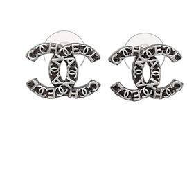 Orecchini Chanel in metallo nero