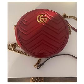 Borsa a mano Gucci Marmont tonda in pelle rossa