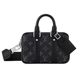 Louis Vuitton Nano Porte Documents Voyage Monogram Eclipse Nero