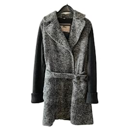Cappotto Burberry in lana grigio