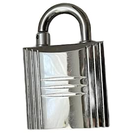 Refillable fragrance diffuser. - Hermès