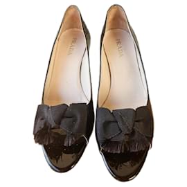 Sandali Prada in vernice nero