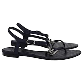 Sandali con cinturino alla caviglia piatto Chanel Chain in pelle blu navy