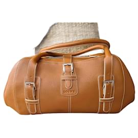 Borsa Loewe in pelliccia color nocciola