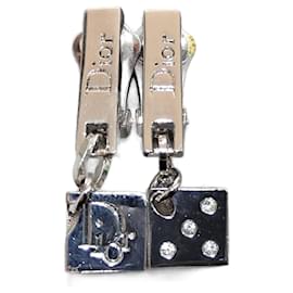Orecchini Dior in metallo argentato e strass