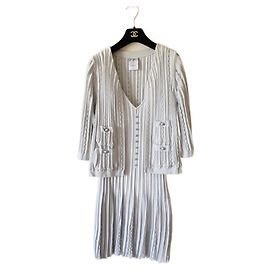 Traje de Falda Chanel Gris Viscosa