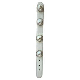 Bracciale Chanel in pelle Eggshell