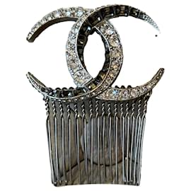 Accessorio per capelli Chanel CC argento metallo
