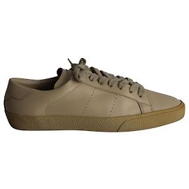 SAINT LAURENT SL/06 Klassische Low-Top-Sneaker Court aus beigem Kalbsleder