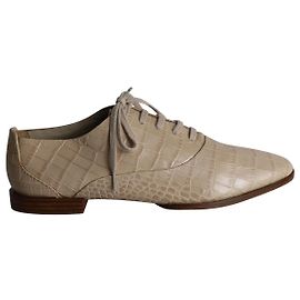 Oxford Alexander Wang Ingrid con stampa coccodrillo in pelle di vitello beige