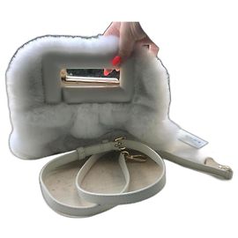 Borsa a mano Lancel Cocoon Mini in Pelliccia Bianca