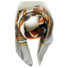 Foulard quadrato di Hermès 90 Carrozza di Washington 1981 Colore: grigio