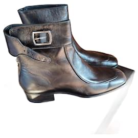 Bottines en cuir noir Yves Saint Laurent