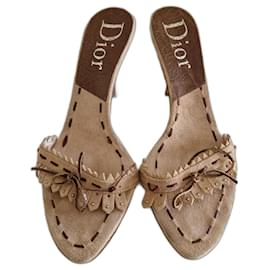 Dior Pantoletten aus Wildleder beige