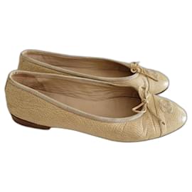 Chanel Bailarinas Beige de piel de avestruz 40
