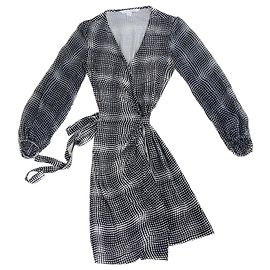 Diane Von Furstenberg DvF Sigourny Seidenwickelkleid mit Chiffonärmeln